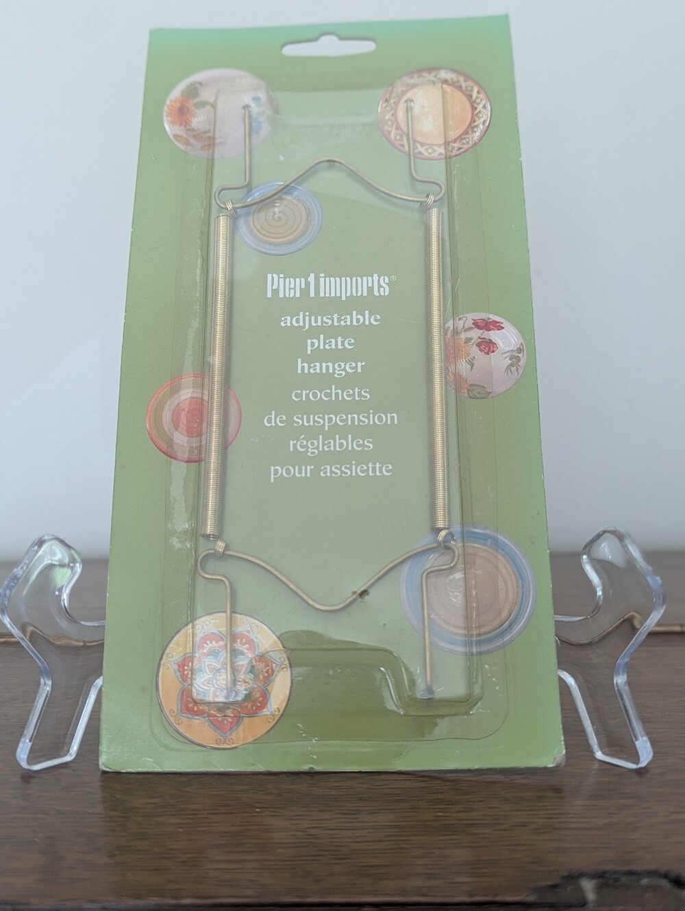 Pier 1 Imports Adjustable Plate Hanger - Brass Tone Set Of 3